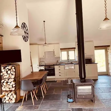 Detached Barn In Tamar Valley, Ev Charging Included Yelverton Exterior photo