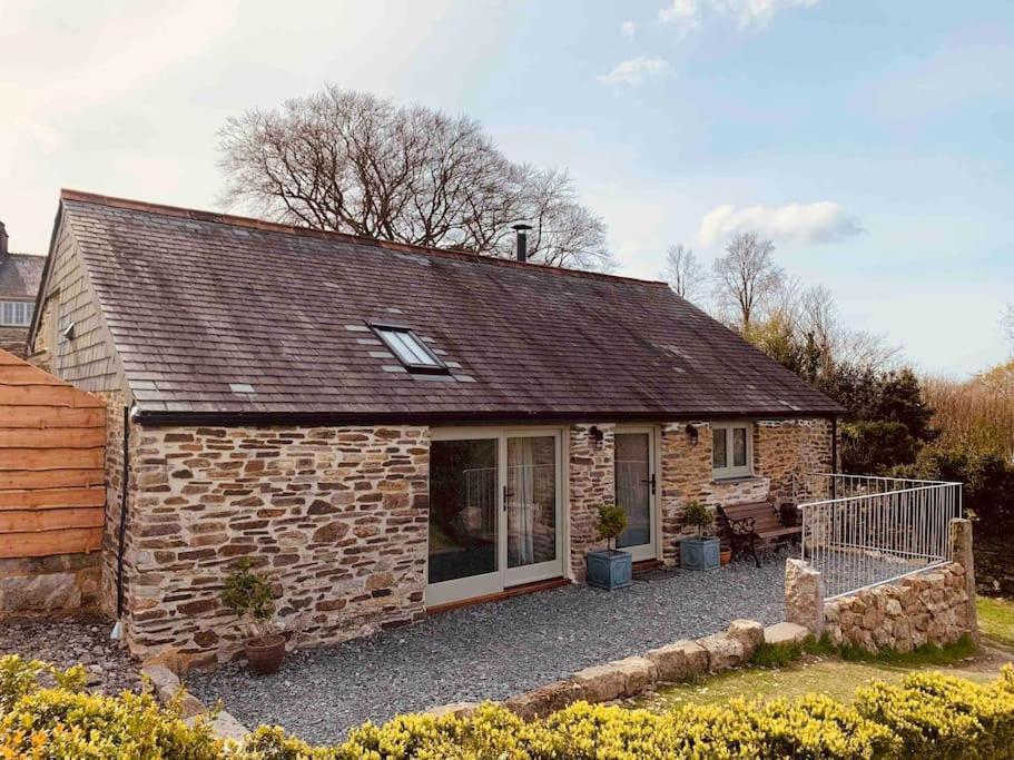 Detached Barn In Tamar Valley, Ev Charging Included *