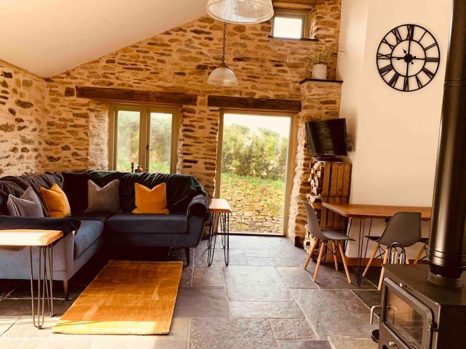 Detached Barn In Tamar Valley, Ev Charging Included * Yelverton