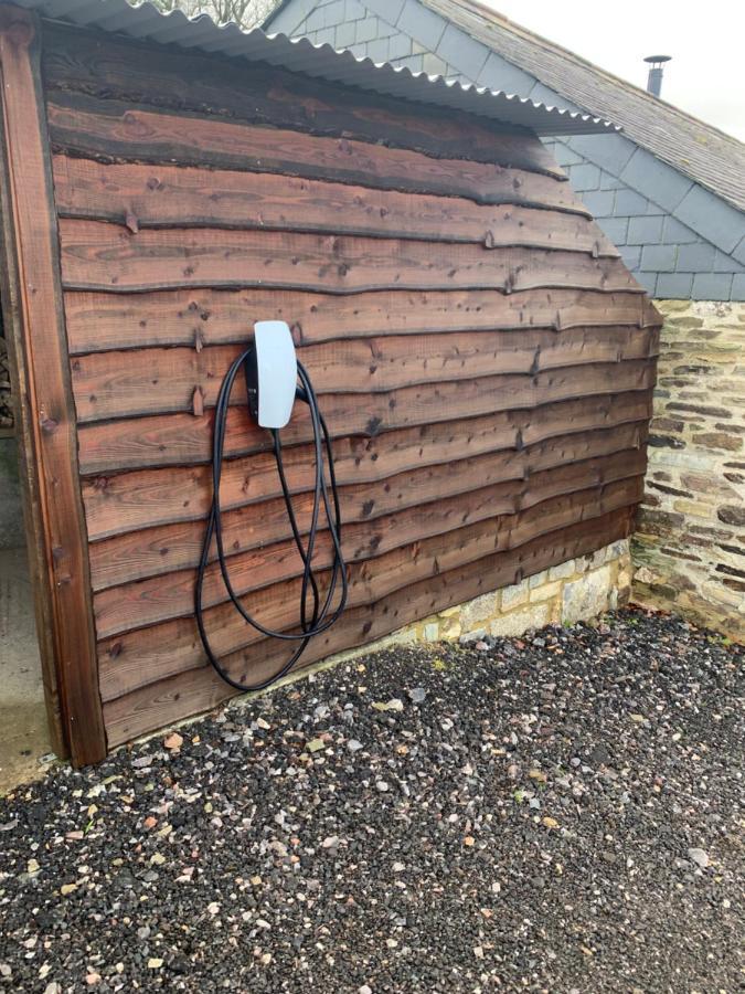 Detached Barn In Tamar Valley, Ev Charging Included Holiday home *